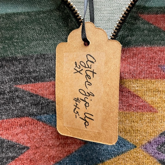 Aztec zip up - Picture 4 of 4